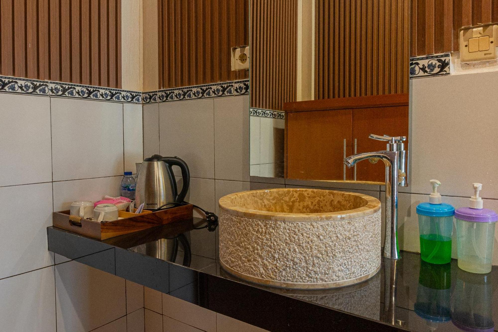 Artha Dewata Home Stay Ubud  Exterior photo