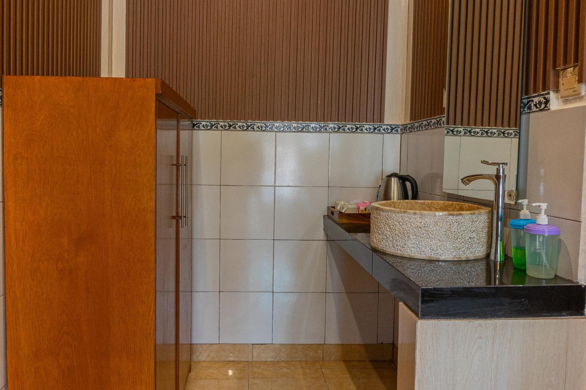 Artha Dewata Home Stay Ubud  Exterior photo