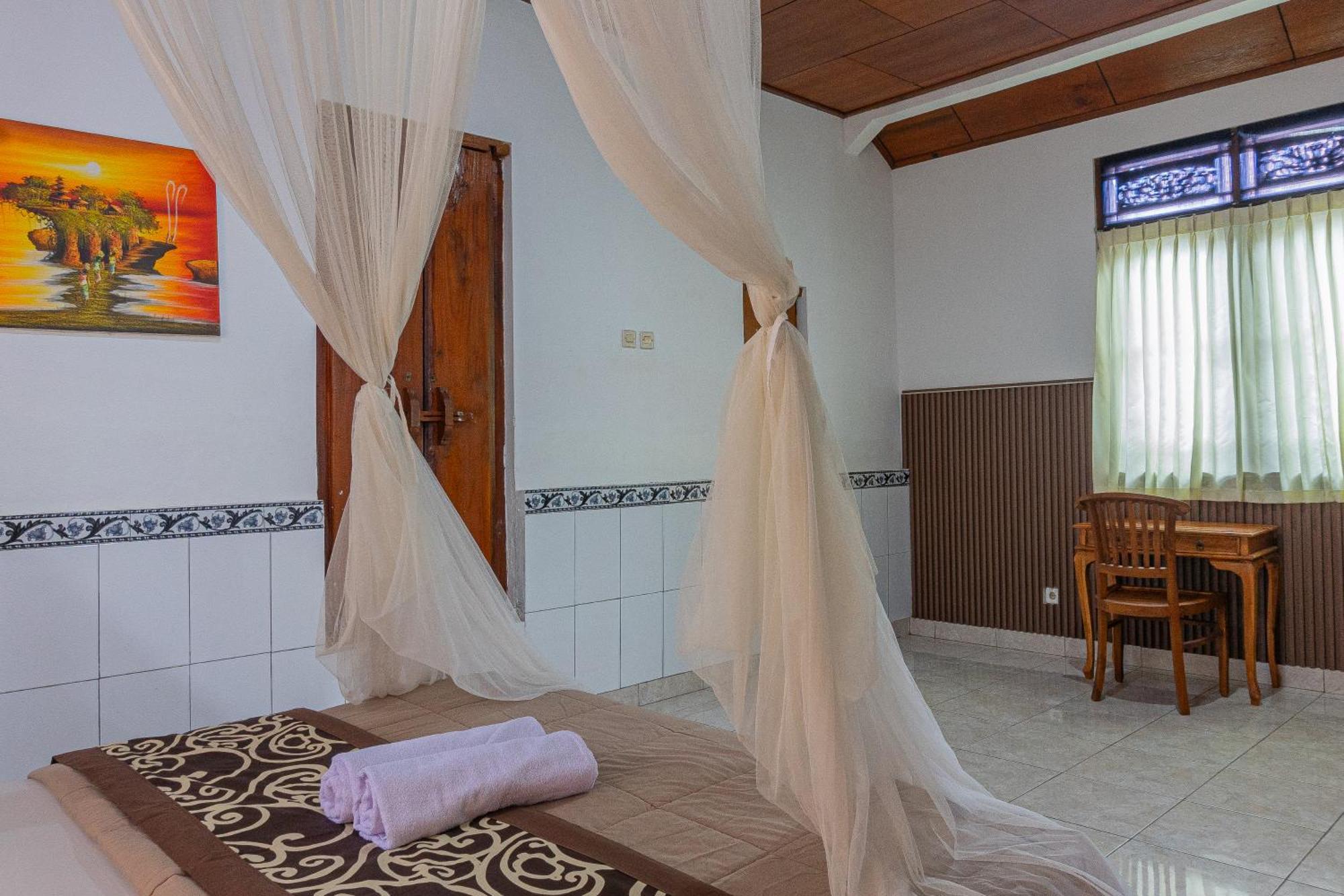 Artha Dewata Home Stay Ubud  Exterior photo