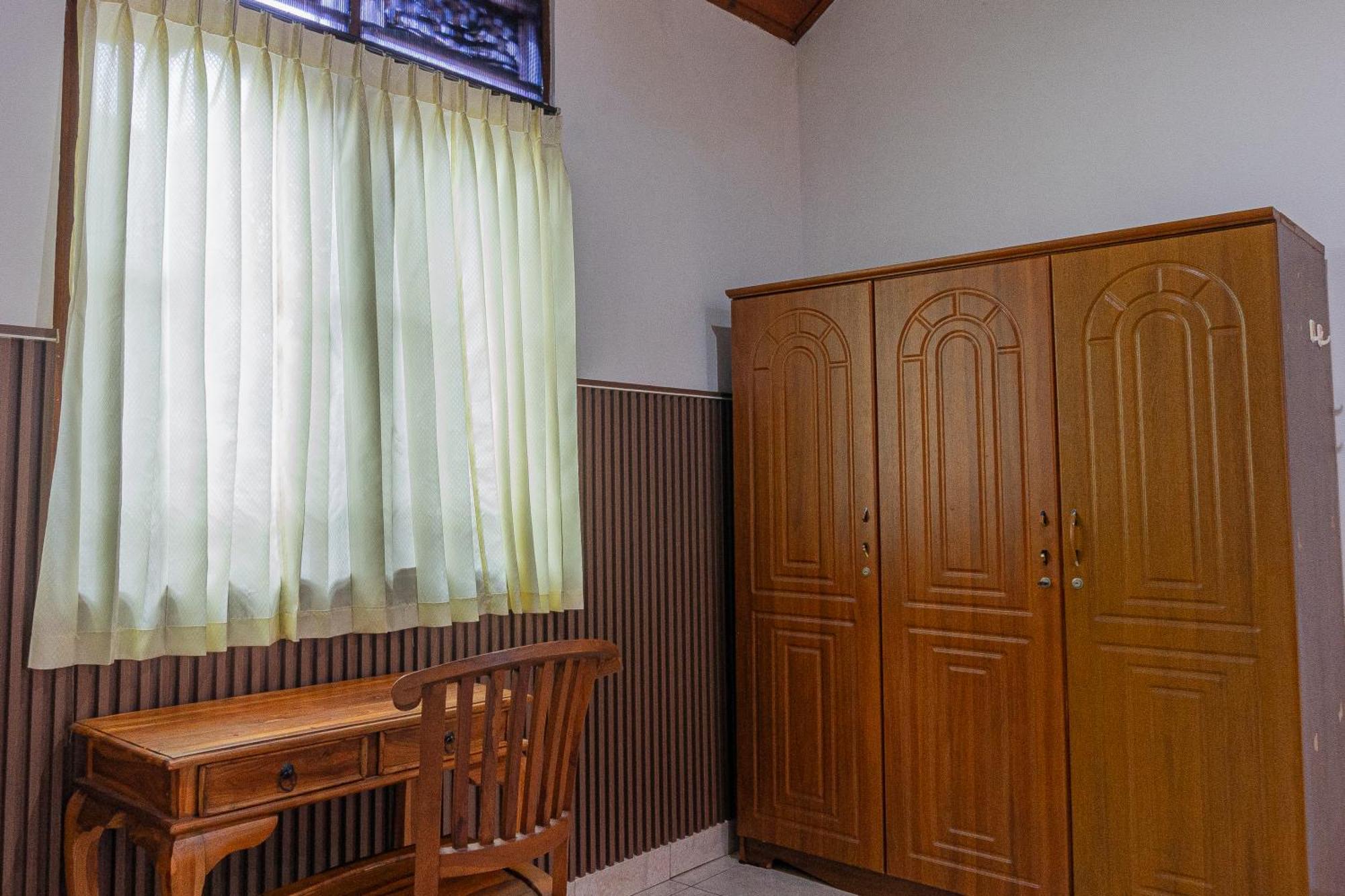 Artha Dewata Home Stay Ubud  Exterior photo